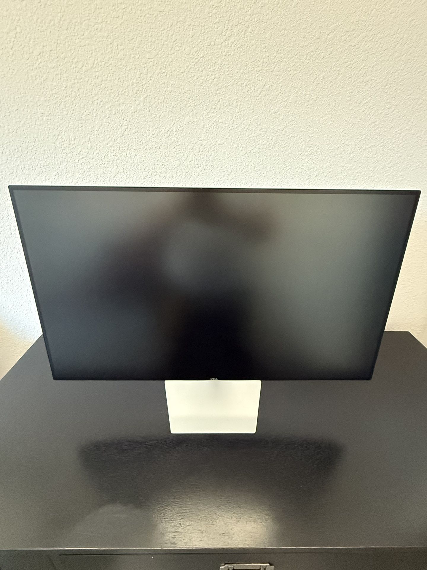 Dell 27” Ultra Thin HD Monitor