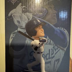 HOMERUN OHTANI BOBBLEHEAD