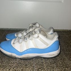 Carolina 11s top