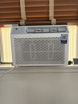 Della Air Conditioner