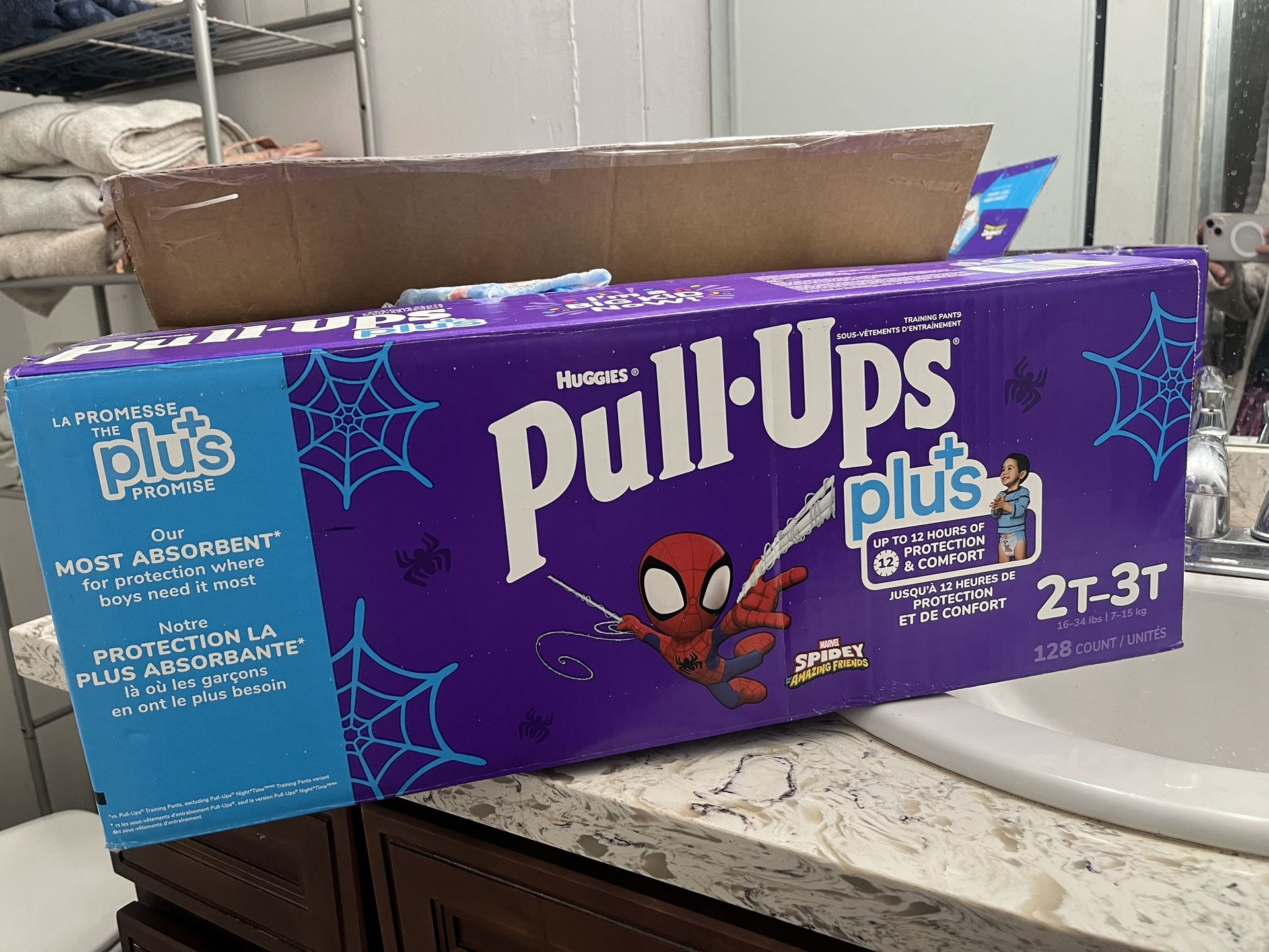 Pull UPS Huggies