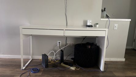 desk