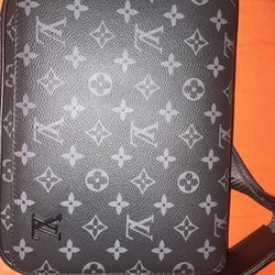 Lv Messenger Bag