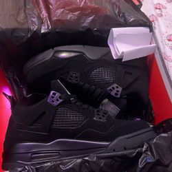 Black Cat 4s BRAND NEW 