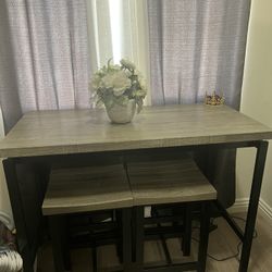 5 Piece Dinning Table 