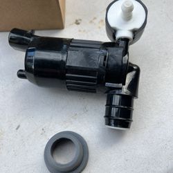 28920-3 JACA windshield washer Pump For Infiniti X35 QX60 Nissan Pathfinder