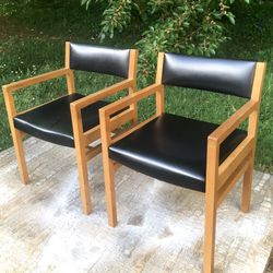 Gorgeous Pair Mid-Century Modern Arm Chairs! 🌞