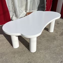 New !  Modern Contemporary White Cloud Shaped Coffee Table 