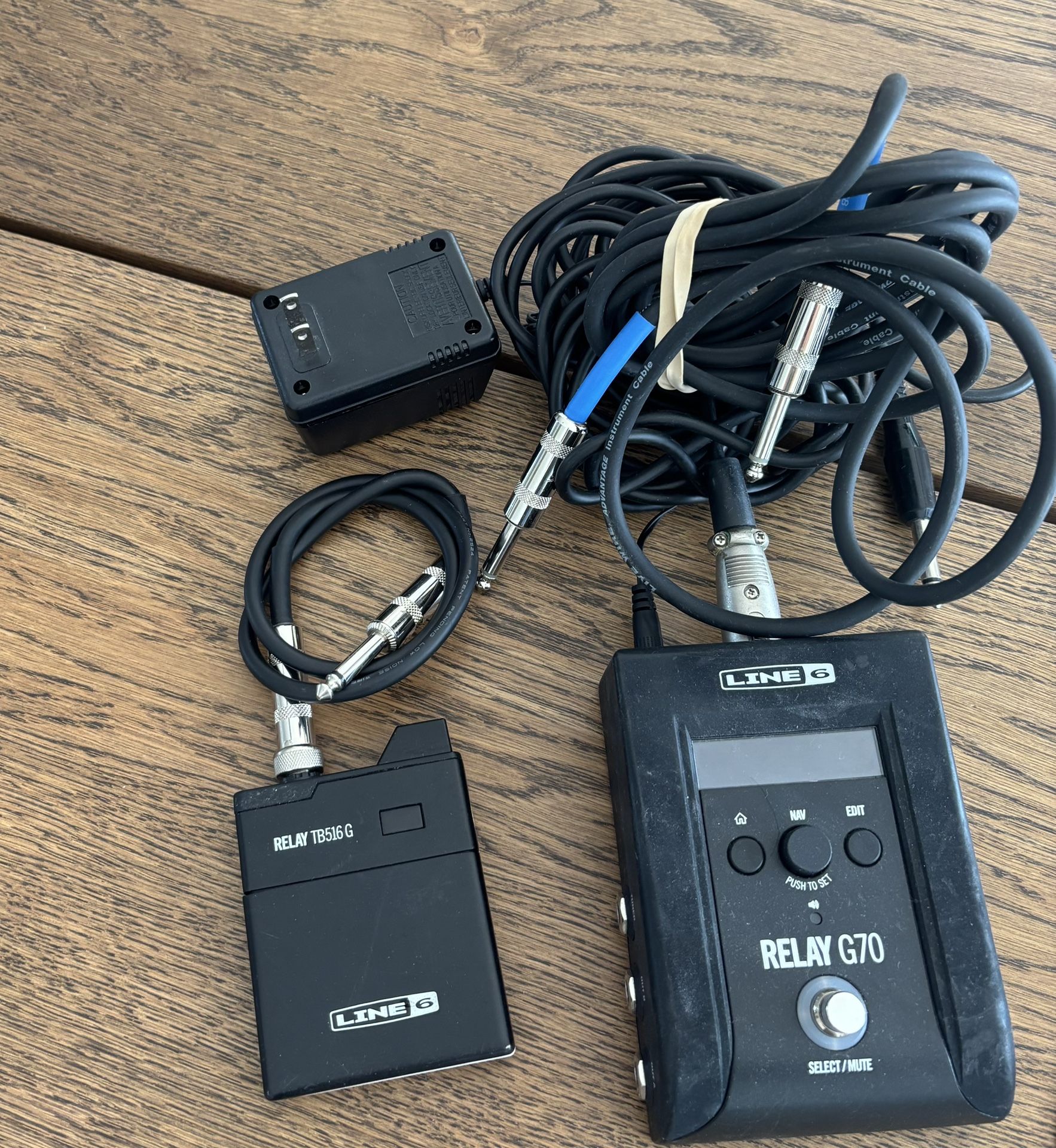 Relay G70 and Transmitter Line 6 Guitar Pedal