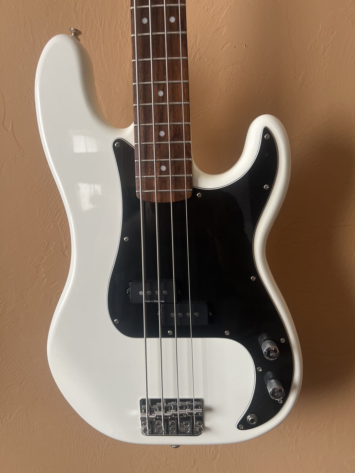 Fender Squire p bass