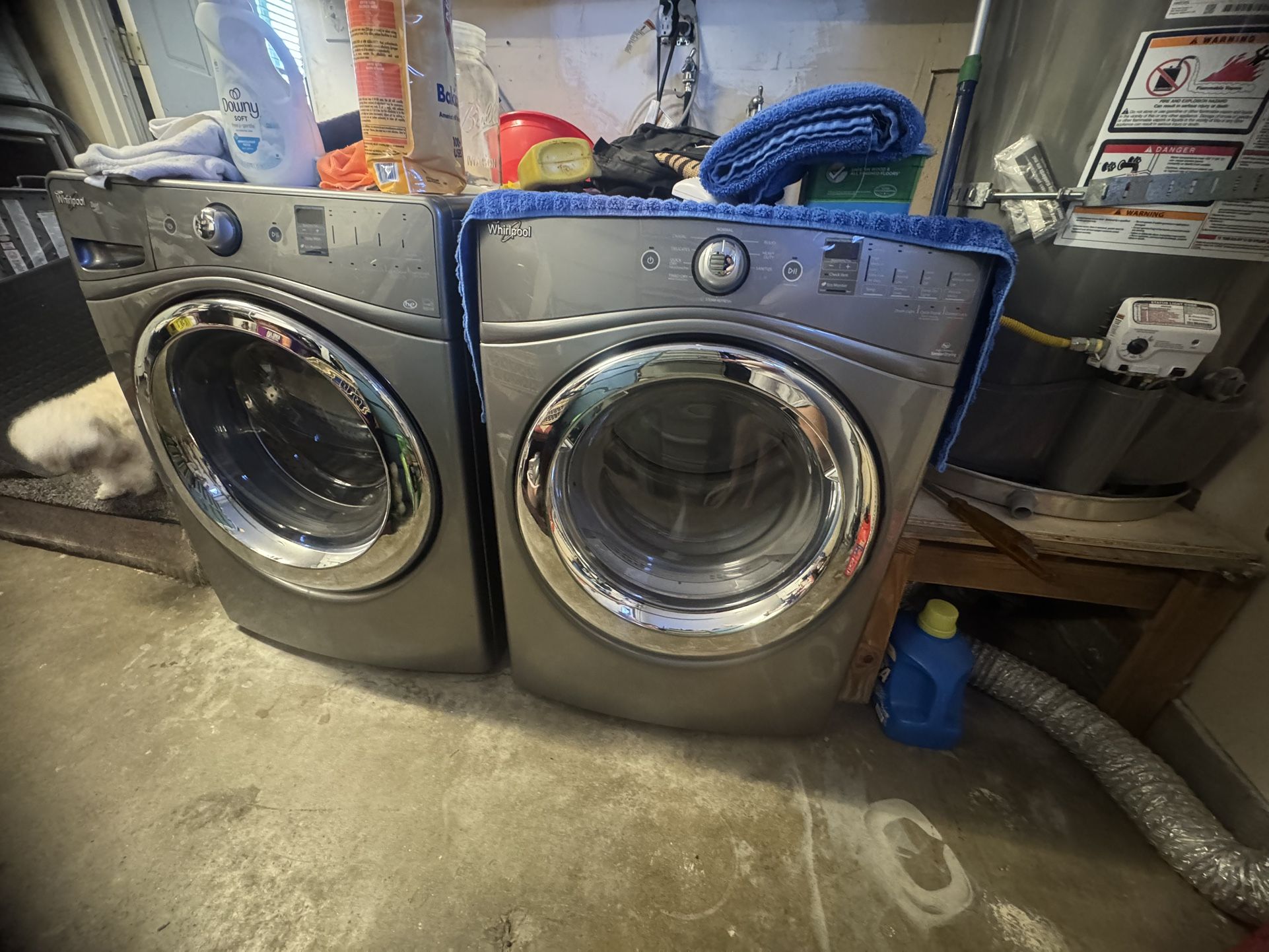 Whirlpool Washer & Dryer Set