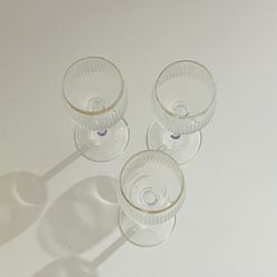 Gold Rimmed Wine Glasses,