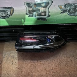 2015-2020 Dodge Charger Headlight 