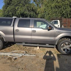 2013 Ford F150 4x4 For PARTS ONLY