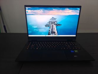 HP OMEN 17 Gaming Laptop i7 13700HX RTX 4090 64GB  DDR5 RAM 2TB SSD 165Hz