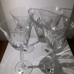 4 Mikasa Agena Drinking Goblet, Crystal Glass 80$  originally 333$