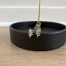 $6 for Delicate Gold Leaf Crystal Stud Earrings