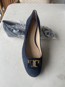 TORY BURCH Gigi Suede Pump Size 8