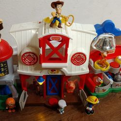 Fisher Price Lilttle People Farm Musical With Figures Cash Firm Price $25 Precio Firme 