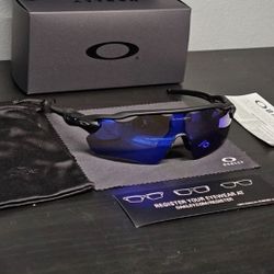 oakley sport shades 