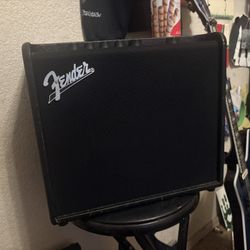 Fender Mustang 25LT
