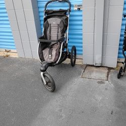 EXTREMELY, Strong/Sturdy Stroller