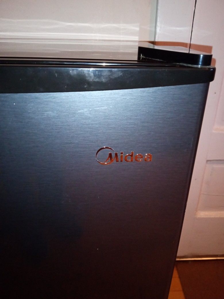 Refrigerador 3.3cu.ft.