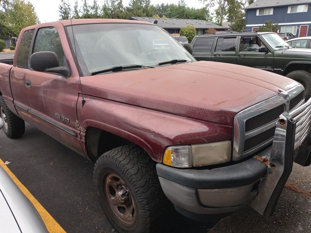 2000 Dodge Ram 1500