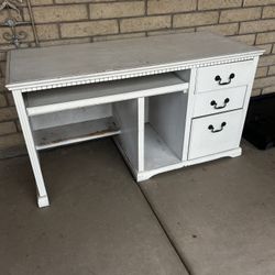 White Wood Desk