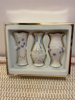 Lenox Set Of 3 Floral Bud Vases