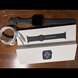 44mm Apple Watch - New