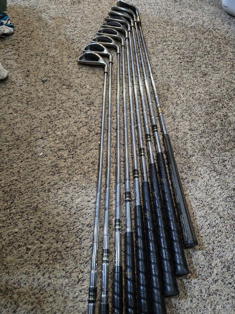 Acer Iron Set
