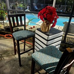 Counter-height Bar chair w / padded Upholstered Seat