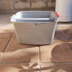Used - Rubbermaid Brute Double Bucket - commercial grade