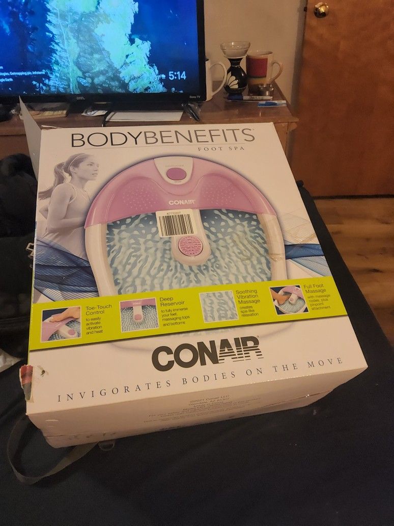 Conair Body Benefits Foot Spa – Soothing Vibration Massage, Deep Reservoir, Toe-Touch Contro