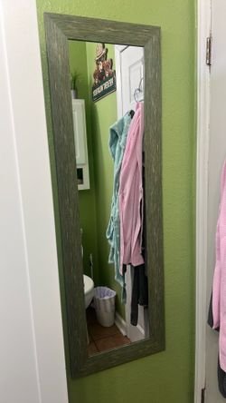 Wall mirror green and black