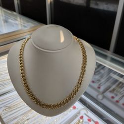 10k Solid Gold Cuban Links Necklace 71 Grams Regular Price $3200  Sale $2649 Layaway Available 10% Down If You Are Interested Please Ask For Maribel T