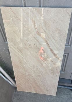 18"x35.5" polished ceramic tile for walls and floors 6000sqft available north Hollywood area Selling From Home $2sqft