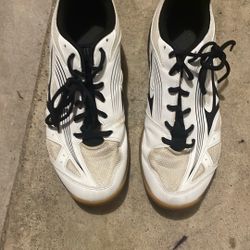 Volleyball Shoes 8.5