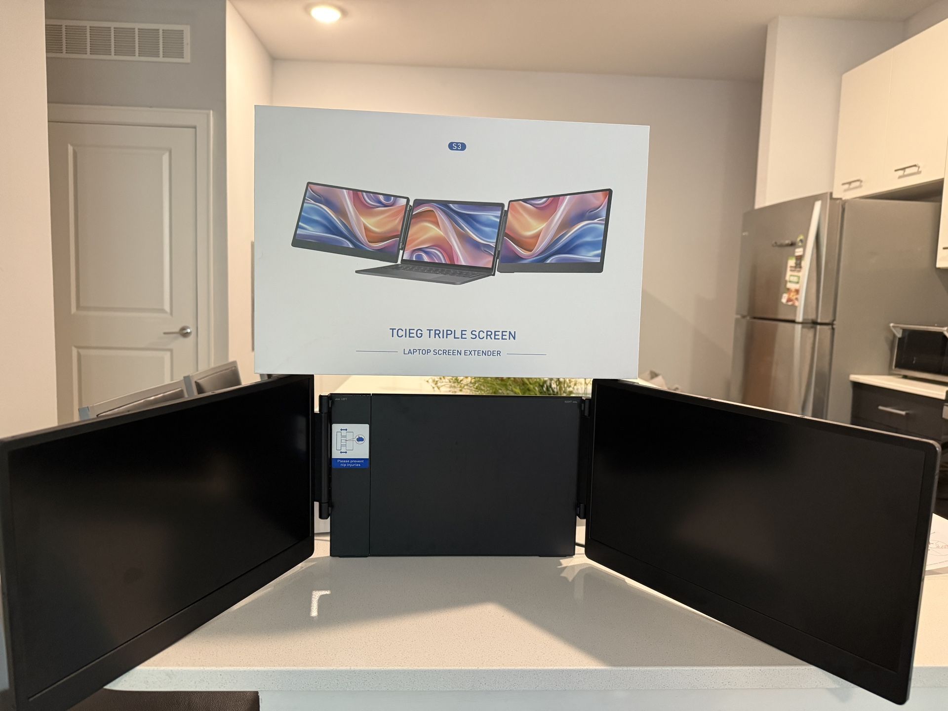 14" Triple Laptop Screen Extender Portable (Like New)