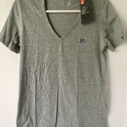 Under Armour V Neck Shirt, Medium