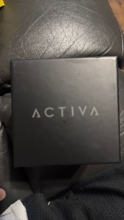Invicta activa