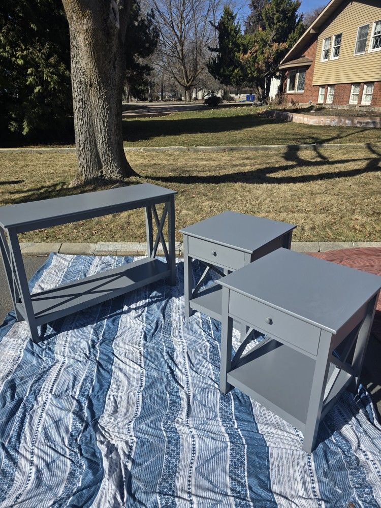 Pretty Pair of Nightstands Or End/ Side Tables with Drawers- with Matching Console or Entry Table