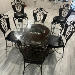  Removable Glass Table With Four Chairs 