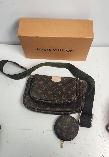 Louis Vuitton Multi Pochette Accessoires Monogram Khaki Strap
