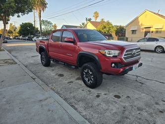 2018 Toyota Tacoma TRD OFF Road