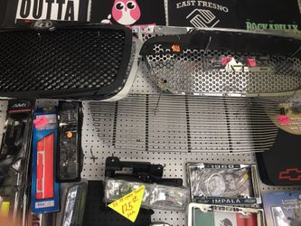 Chryler300 grill chrome black