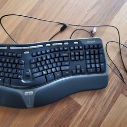 Microsoft Ergonomic Keyboard 