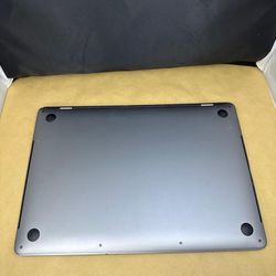 MacBook Pro 13” 2016 Touch Bar in space gray