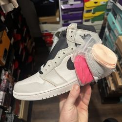 Jordan 1 Retro High OG Defiant SB 'NYC To Paris' Sz 10 DS